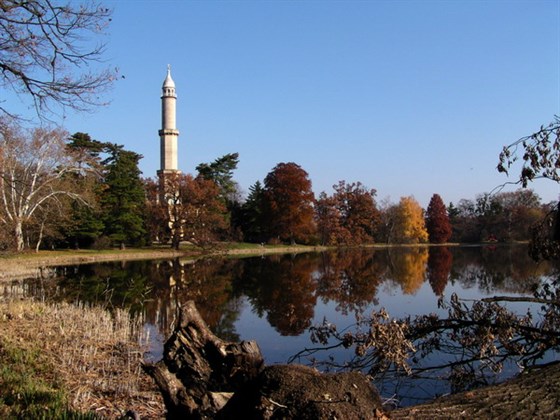 Rozhledna Minaret – Lednicko valtický areál